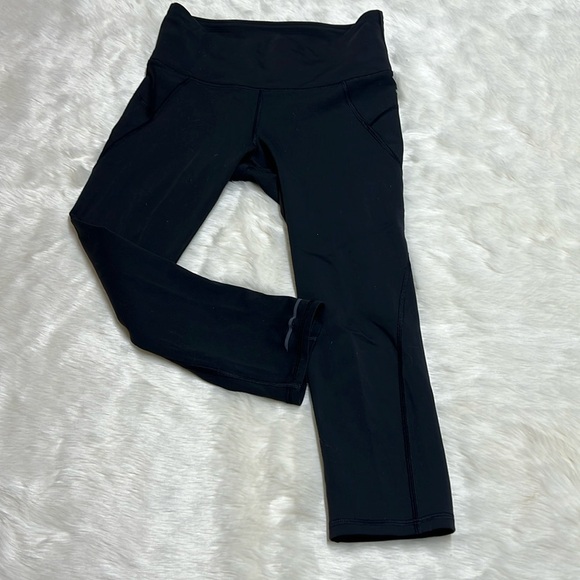 Like New Athleta cropped leggings - Picture 1 of 4